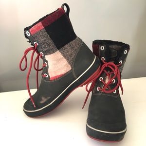 keen plaid boots